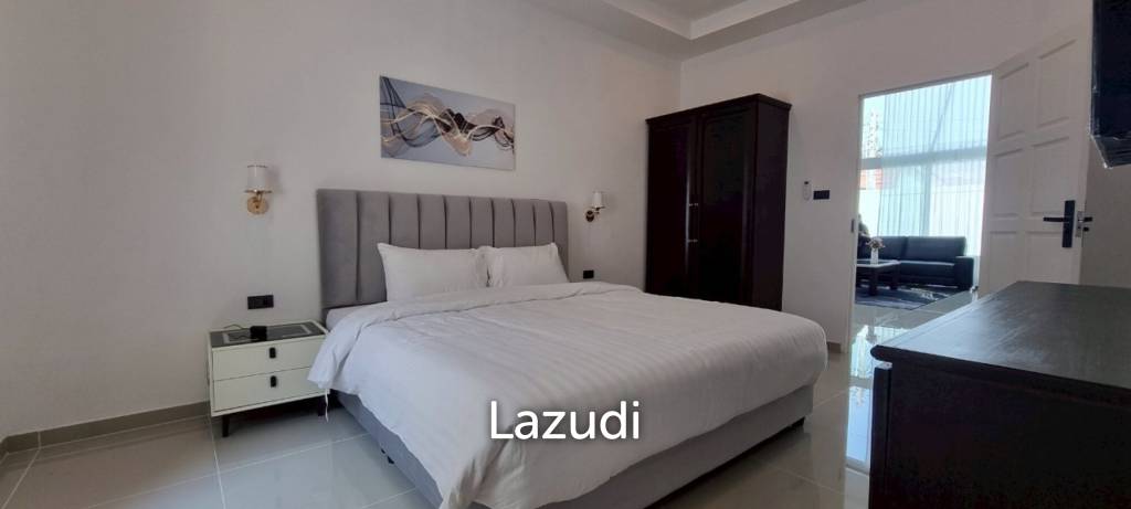 4 Bedrooms 5 Bathrooms 250 SQ.M. Suksabai Villa