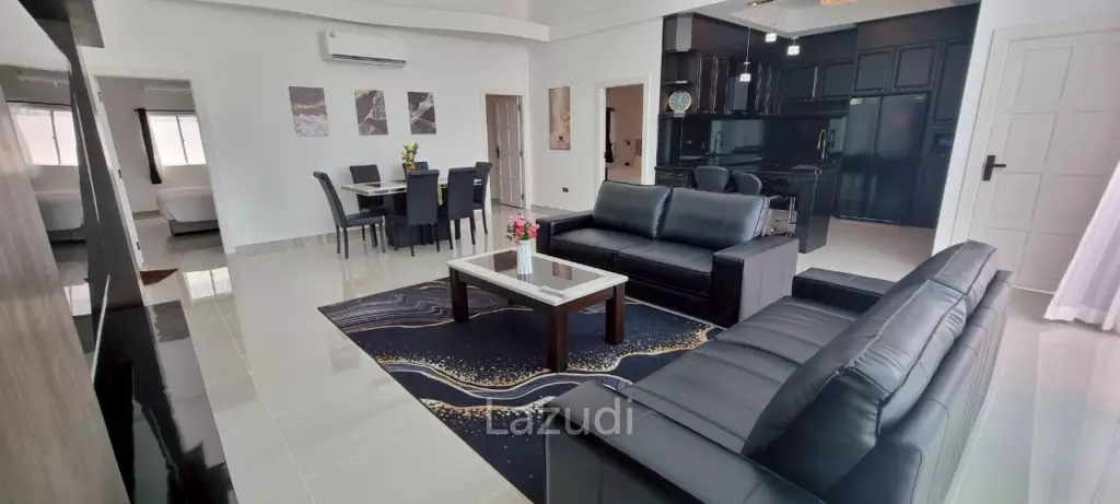 4 Bedrooms 5 Bathrooms 250 SQ.M. Suksabai Villa