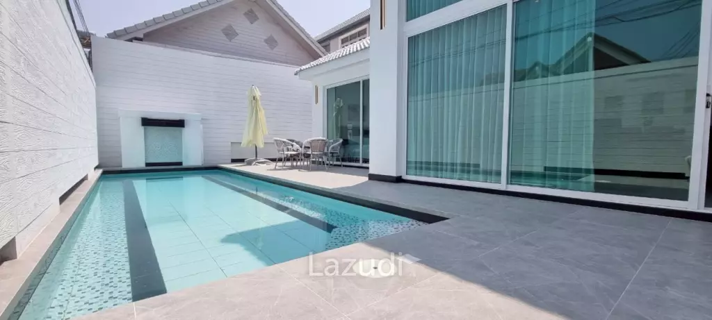 4 Bedrooms 5 Bathrooms 250 SQ.M. Suksabai Villa