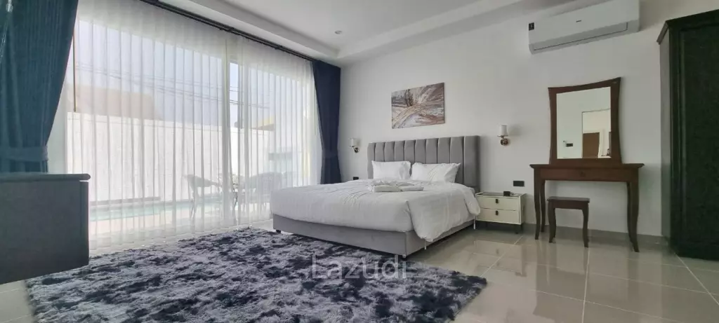 4 Bedrooms 5 Bathrooms 250 SQ.M. Suksabai Villa