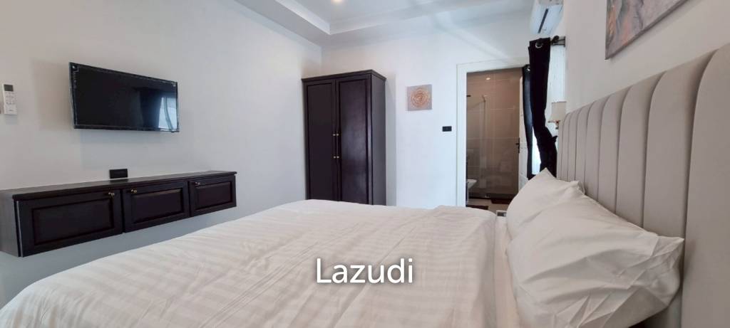 4 Bedrooms 5 Bathrooms 250 SQ.M. Suksabai Villa
