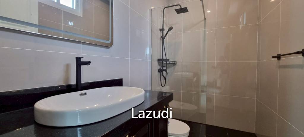 4 Bedrooms 5 Bathrooms 250 SQ.M. Suksabai Villa