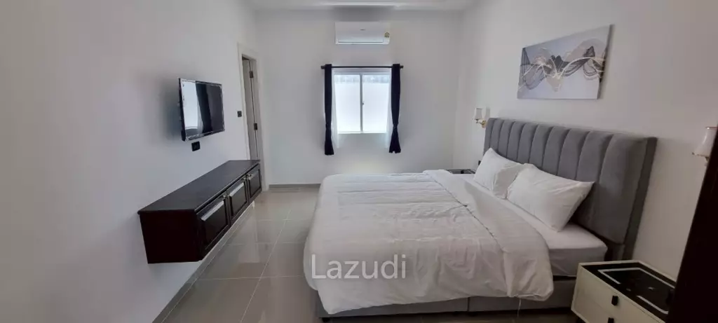 4 Bedrooms 5 Bathrooms 250 SQ.M. Suksabai Villa