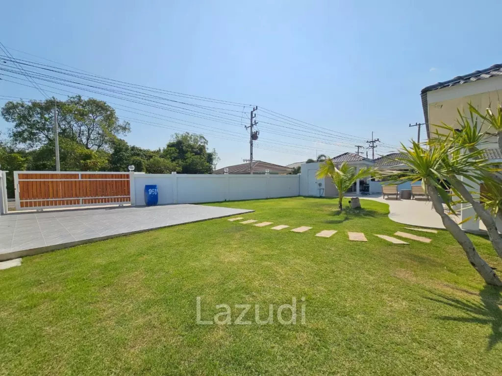 Modern Pool Villa in Hua Hin. 3 Bed, 2 bath.