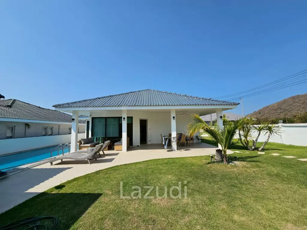 Modern Pool Villa in Hua Hin. 3 Bed, 2 bath.