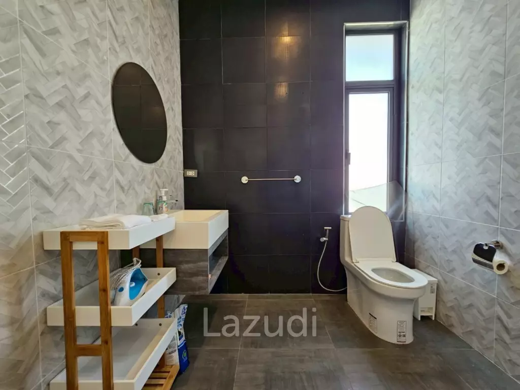 Modern Pool Villa in Hua Hin. 3 Bed, 2 bath.