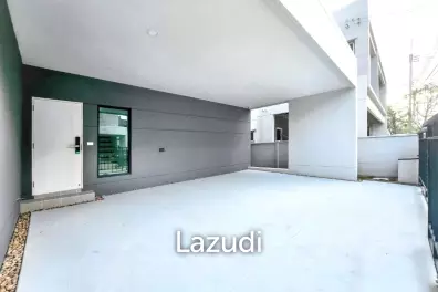 4 Bedroom 5 Bathroom 260 SQ.M. at Centro Bangna