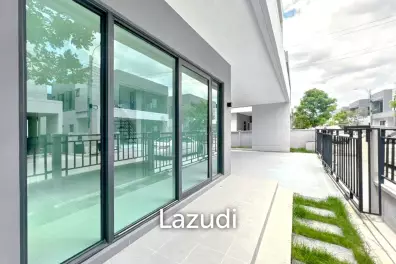 4 Bedroom 5 Bathroom 260 SQ.M. at Centro Bangna