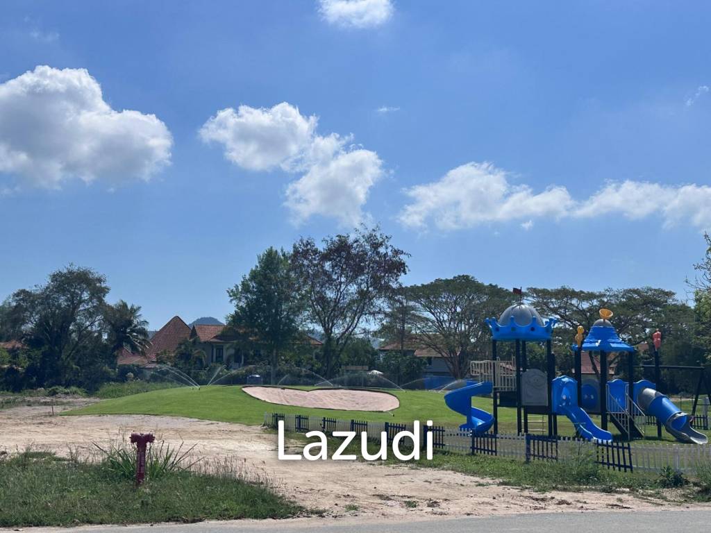 Amity Lakes: Lakeside 3 Bed 3 Bath Pool Villa