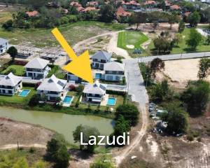 Amity Lakes: Lakeside 3 Bed 3 Bath Pool Villa