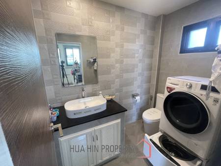 Amity Lakes: Lakeside 3 Bed 3 Bath Pool Villa