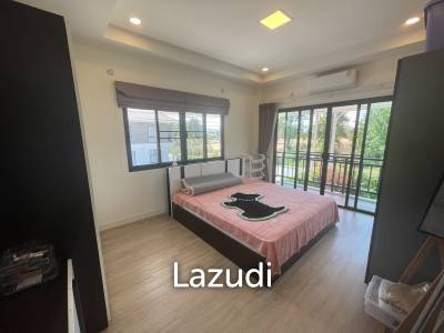 Amity Lakes: Lakeside 3 Bed 3 Bath Pool Villa