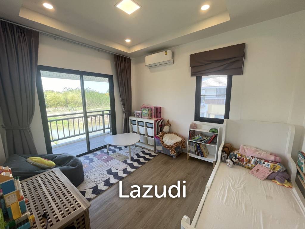 Amity Lakes: Lakeside 3 Bed 3 Bath Pool Villa