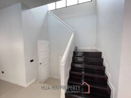 The Heights 1: Mountain view pool villa with guest house and 4 bedrooms and 4 bathrooms