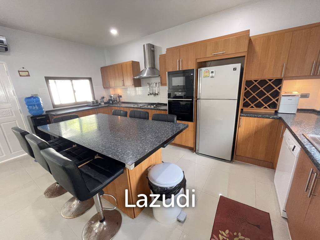 The Heights 1: Mountain view pool villa with guest house and 4 bedrooms and 4 bathrooms