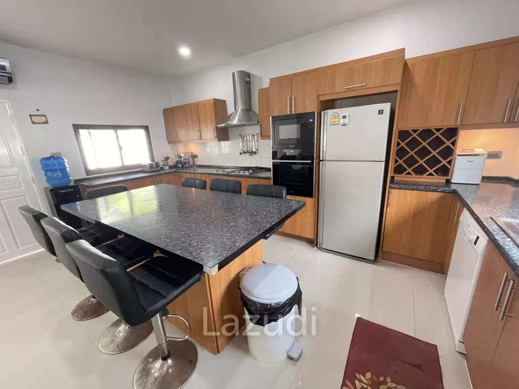 The Heights 1: Mountain view pool villa with guest house and 4 bedrooms and 4 bathrooms