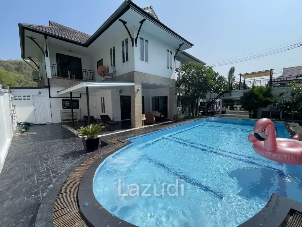 The Heights 1: Mountain view pool villa with guest house and 4 bedrooms and 4 bathrooms
