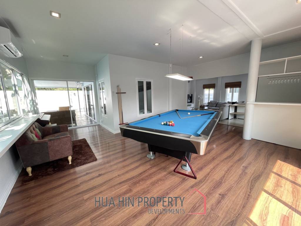 The Heights 1: Mountain view pool villa with guest house and 4 bedrooms and 4 bathrooms