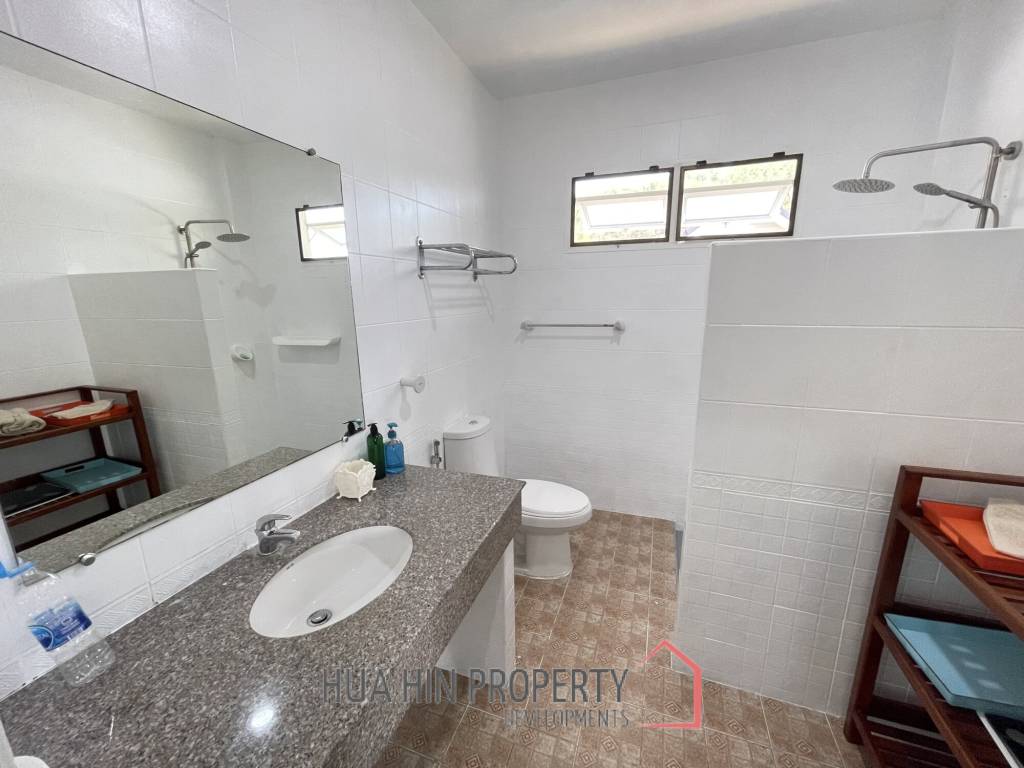 The Heights 1: Mountain view pool villa with guest house and 4 bedrooms and 4 bathrooms
