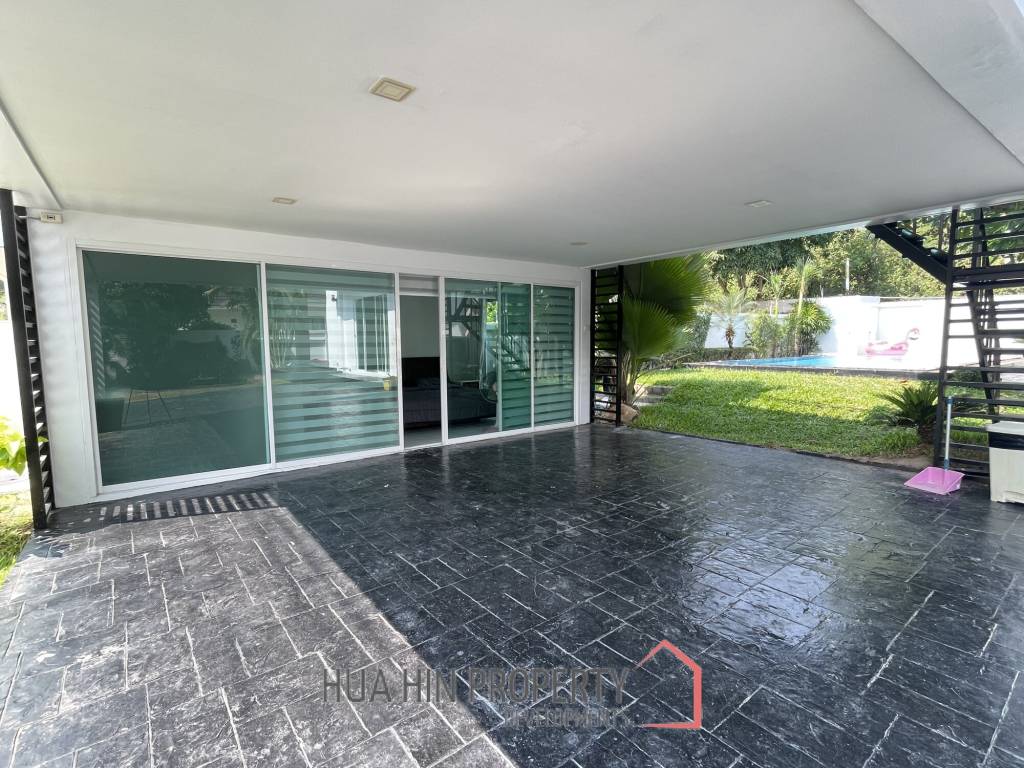 The Heights 1: Mountain view pool villa with guest house and 4 bedrooms and 4 bathrooms
