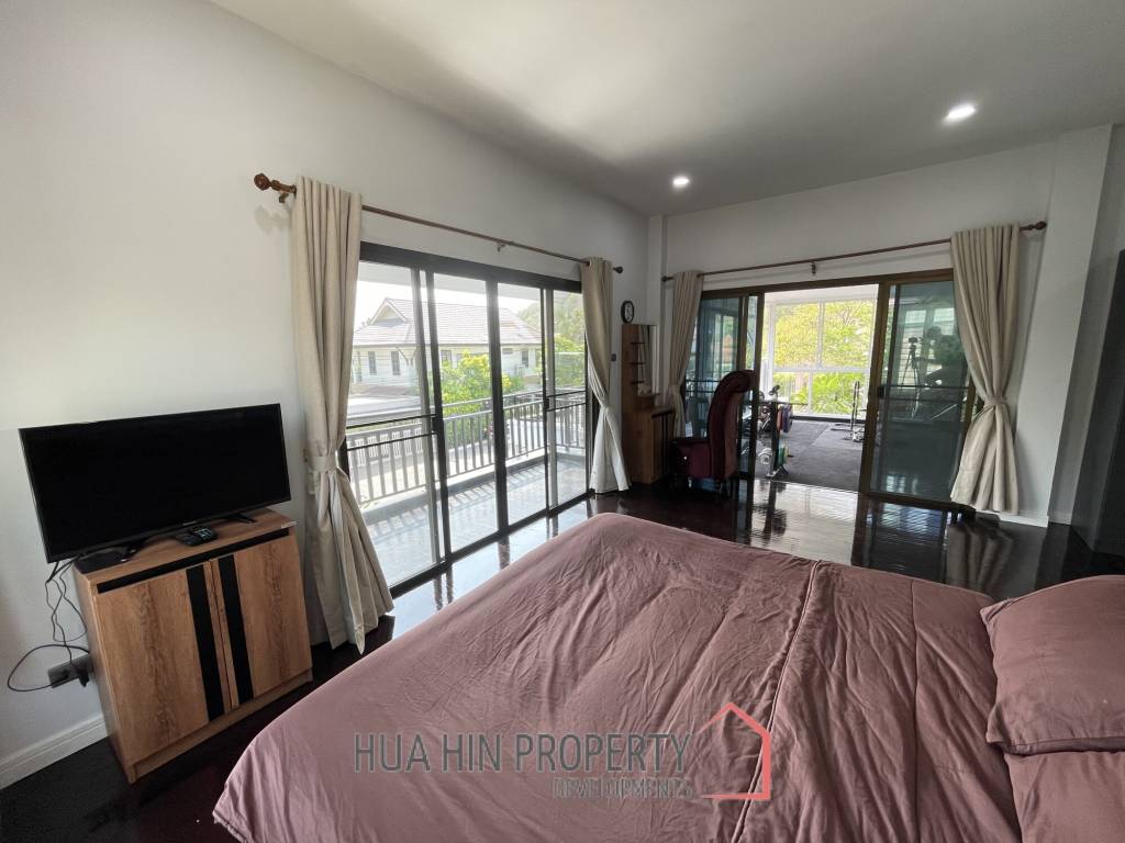The Heights 1: Mountain view pool villa with guest house and 4 bedrooms and 4 bathrooms
