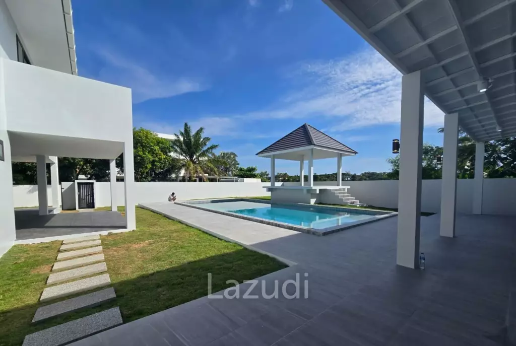 Brand New 4 Bedroom Pool Villa In Rawai