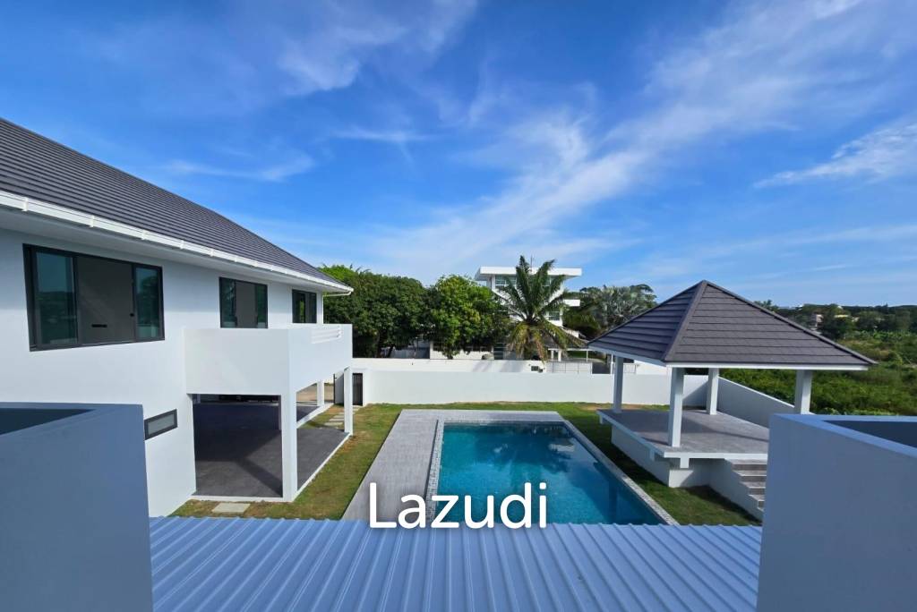 Brand New 4 Bedroom Pool Villa In Rawai