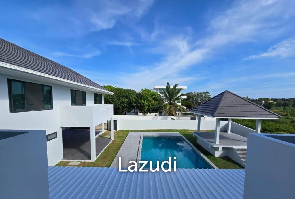 Brand New 4 Bedroom Pool Villa In Rawai