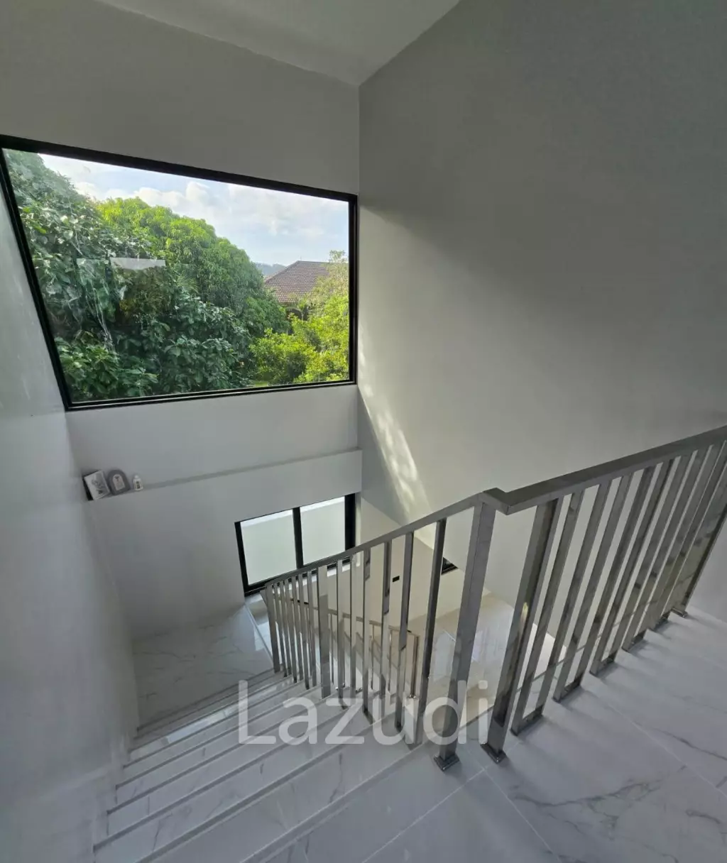 Brand New 4 Bedroom Pool Villa In Rawai