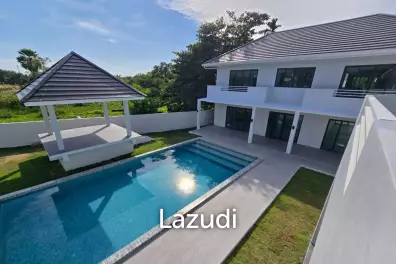 Brand New 4 Bedroom Pool Villa In Rawai