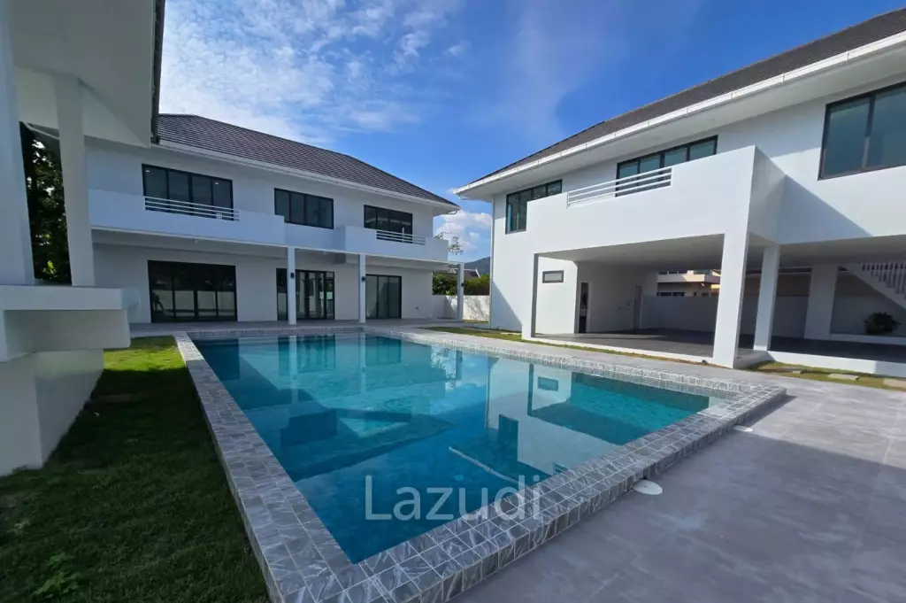Brand New 4 Bedroom Pool Villa In Rawai