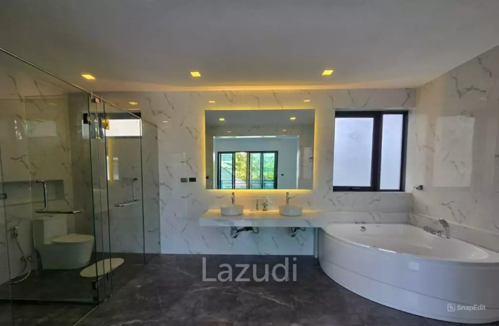 Brand New 4 Bedroom Pool Villa In Rawai
