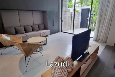 2 Beds 3 Baths 245 SQ.M. Cross Pattaya Oceanphere
