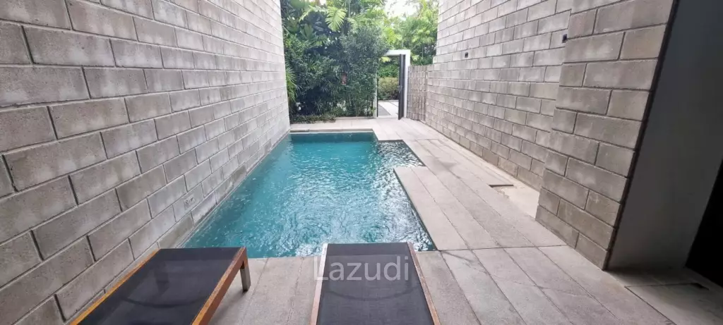 2 Beds 3 Baths 245 SQ.M. Cross Pattaya Oceanphere
