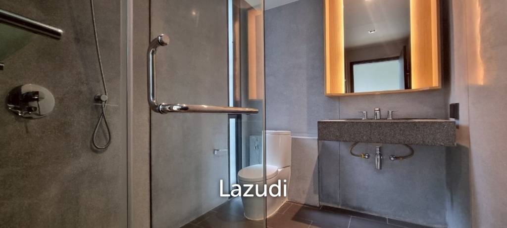2 Beds 3 Baths 245 SQ.M. Cross Pattaya Oceanphere