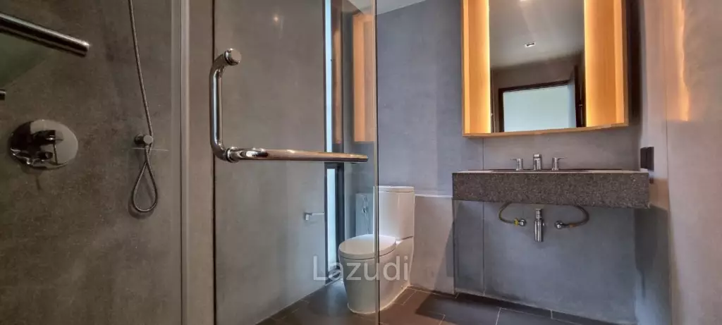 2 Beds 3 Baths 245 SQ.M. Cross Pattaya Oceanphere
