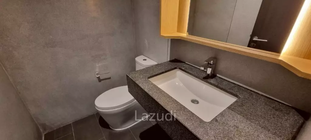 2 Beds 3 Baths 245 SQ.M. Cross Pattaya Oceanphere