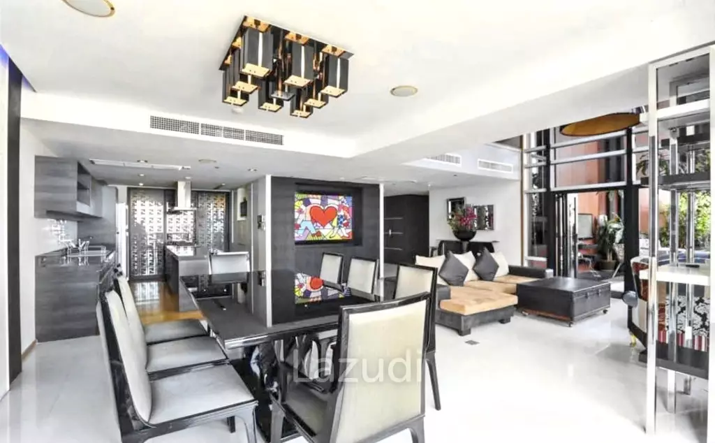 5 Bed 6 Bath 400 SQ.M All Season Mansion