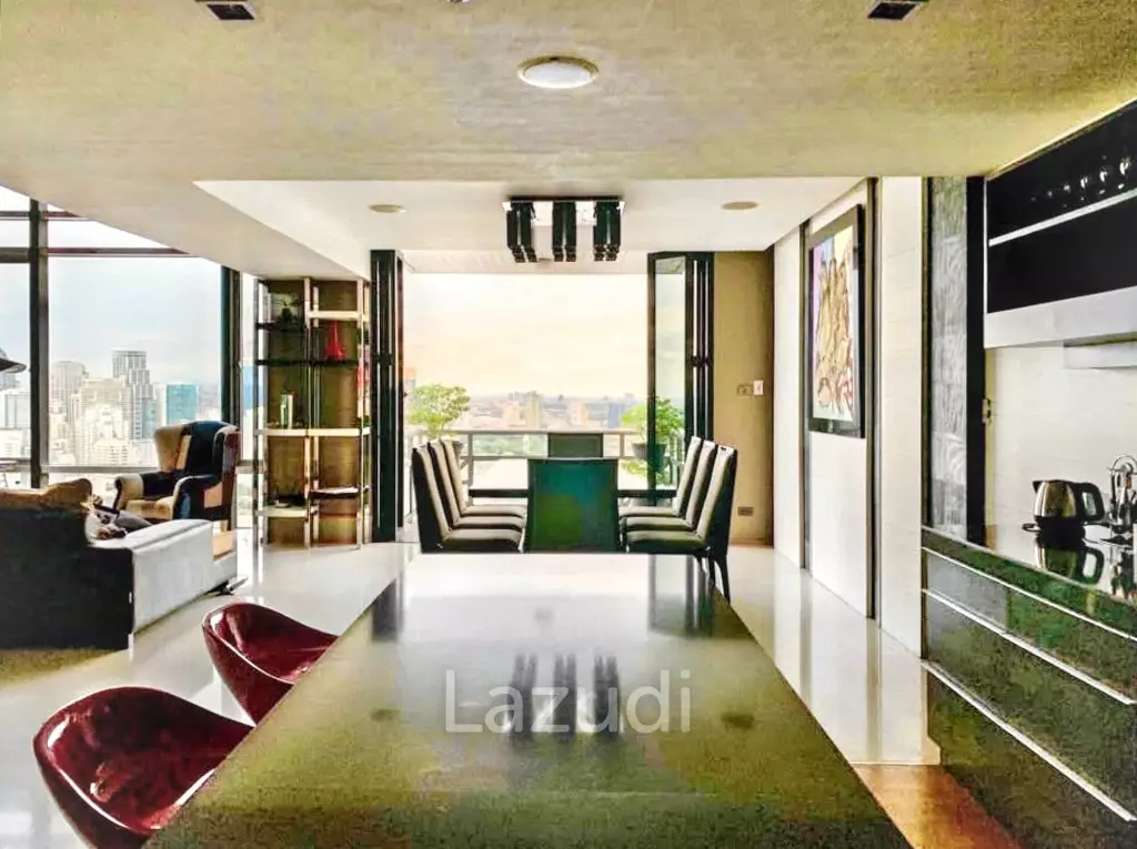 5 Bed 6 Bath 400 SQ.M All Season Mansion