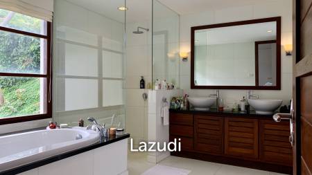 Stunning 3-Bedroom Sea View Villa in Chaweng – Luxury Living with Breathtaking Ocean Views