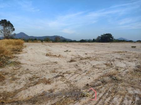 261 SqWa Corner Home Building Plot Located Near Black Mountain Golf - For Sale