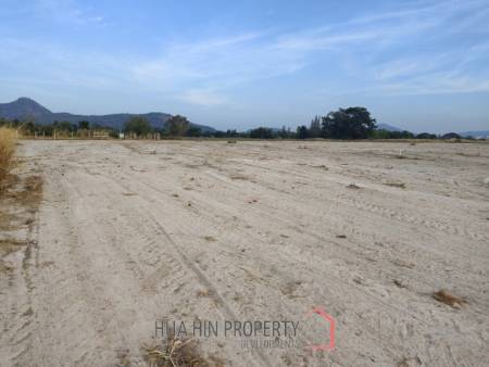 261 SqWa Corner Home Building Plot Located Near Black Mountain Golf - For Sale