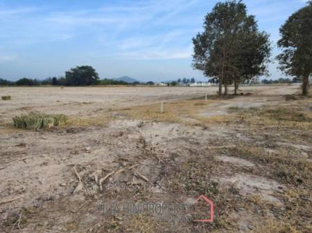 261 SqWa Corner Home Building Plot Located Near Black Mountain Golf - For Sale