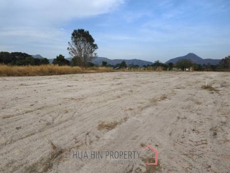 261 SqWa Corner Home Building Plot Located Near Black Mountain Golf - For Sale