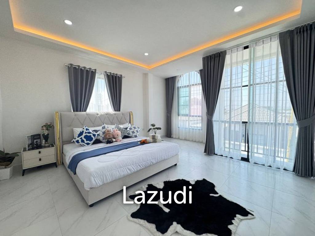 2 Bed 3 Bath 92 SQ.M Grand Town Home 2