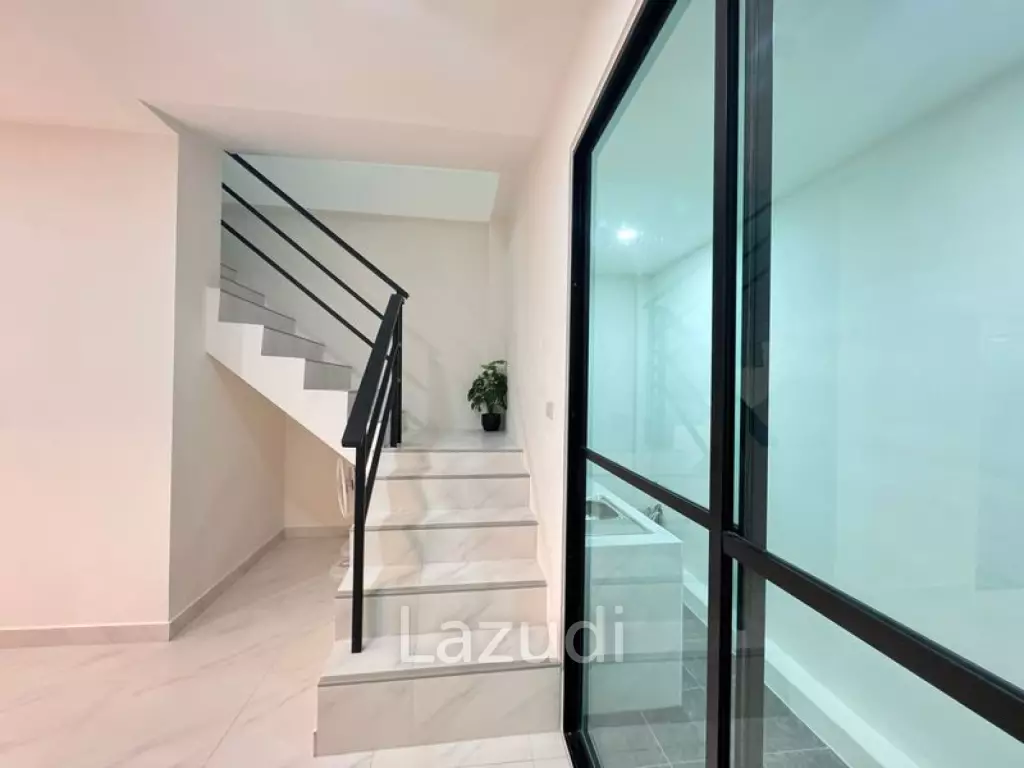 2 Bed 3 Bath 92 SQ.M Grand Town Home 2