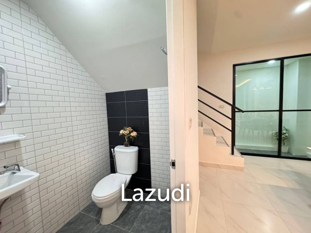 2 Bed 3 Bath 92 SQ.M Grand Town Home 2