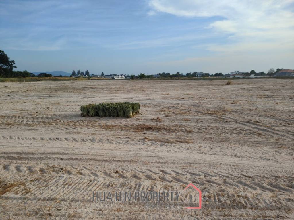 For Sale: 1-1-52 Rai | Corner Home Building Plot Near Black Mountain Golf