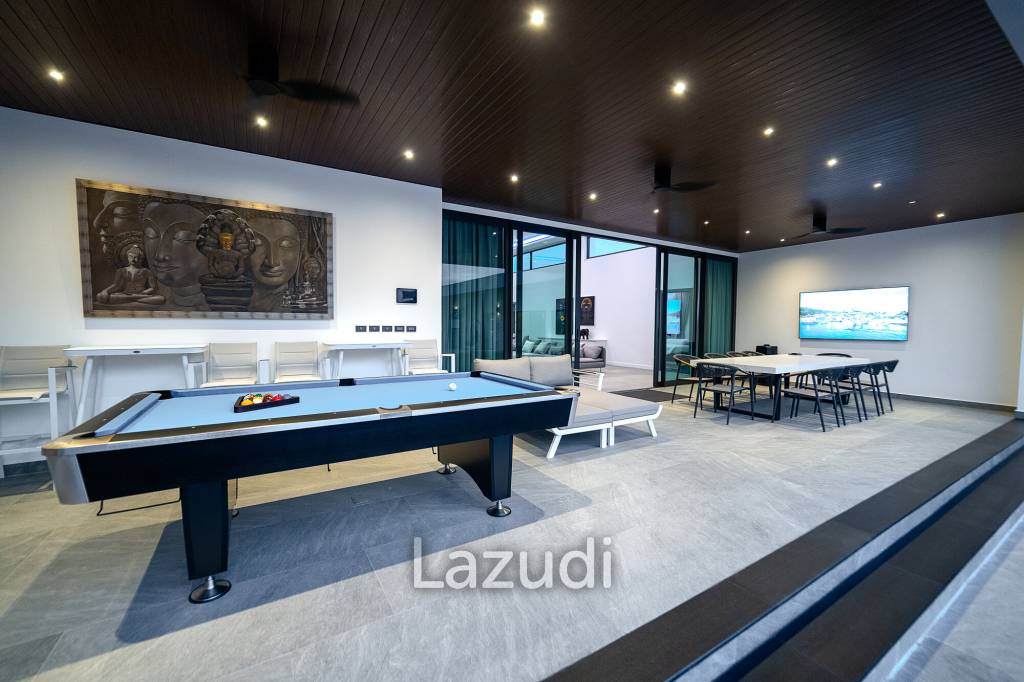 6 Beds 8 Baths 866 SQ.M. Siam Royal View Pattaya