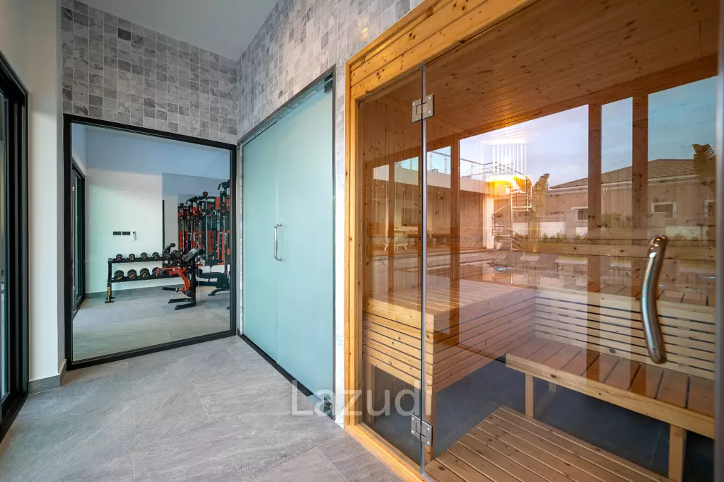 6 Beds 8 Baths 866 SQ.M. Siam Royal View Pattaya